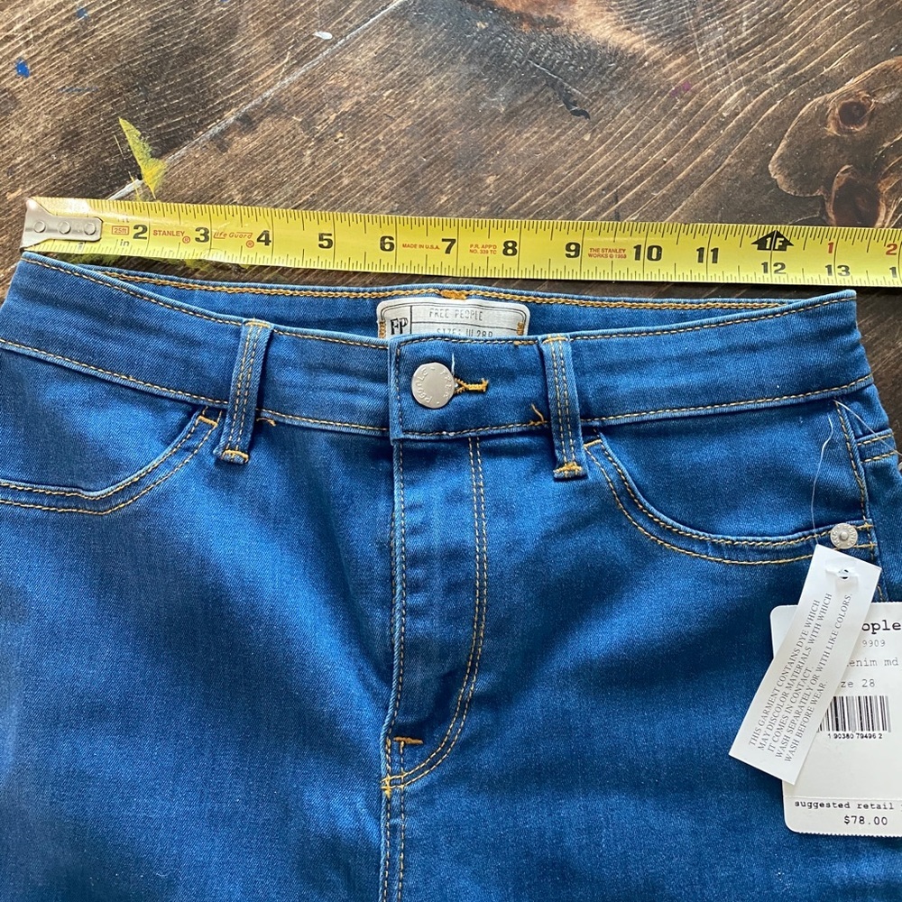 NWT VINTAGE DENIM from FREE PEOPLE👖stretchy! - Picture 9 of 10